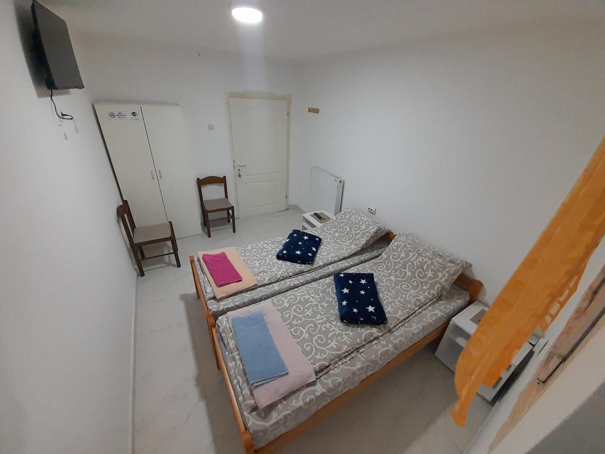 Guest House Vila Banjica Pirot Ngoại thất bức ảnh