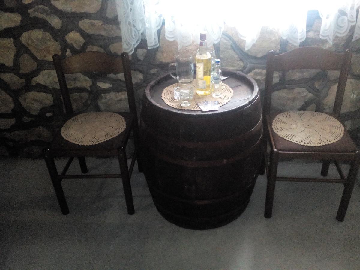 Guest House Vila Banjica Pirot Ngoại thất bức ảnh