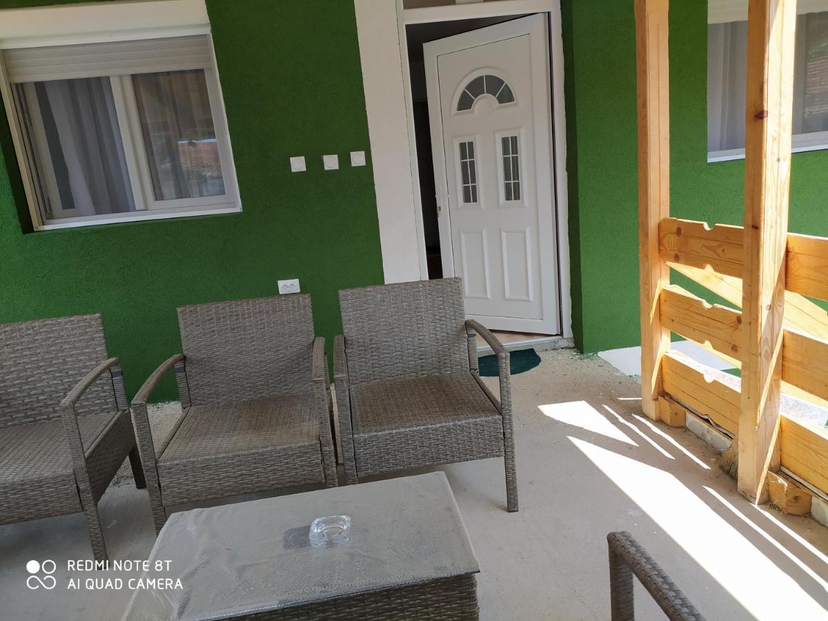Guest House Vila Banjica Pirot Ngoại thất bức ảnh